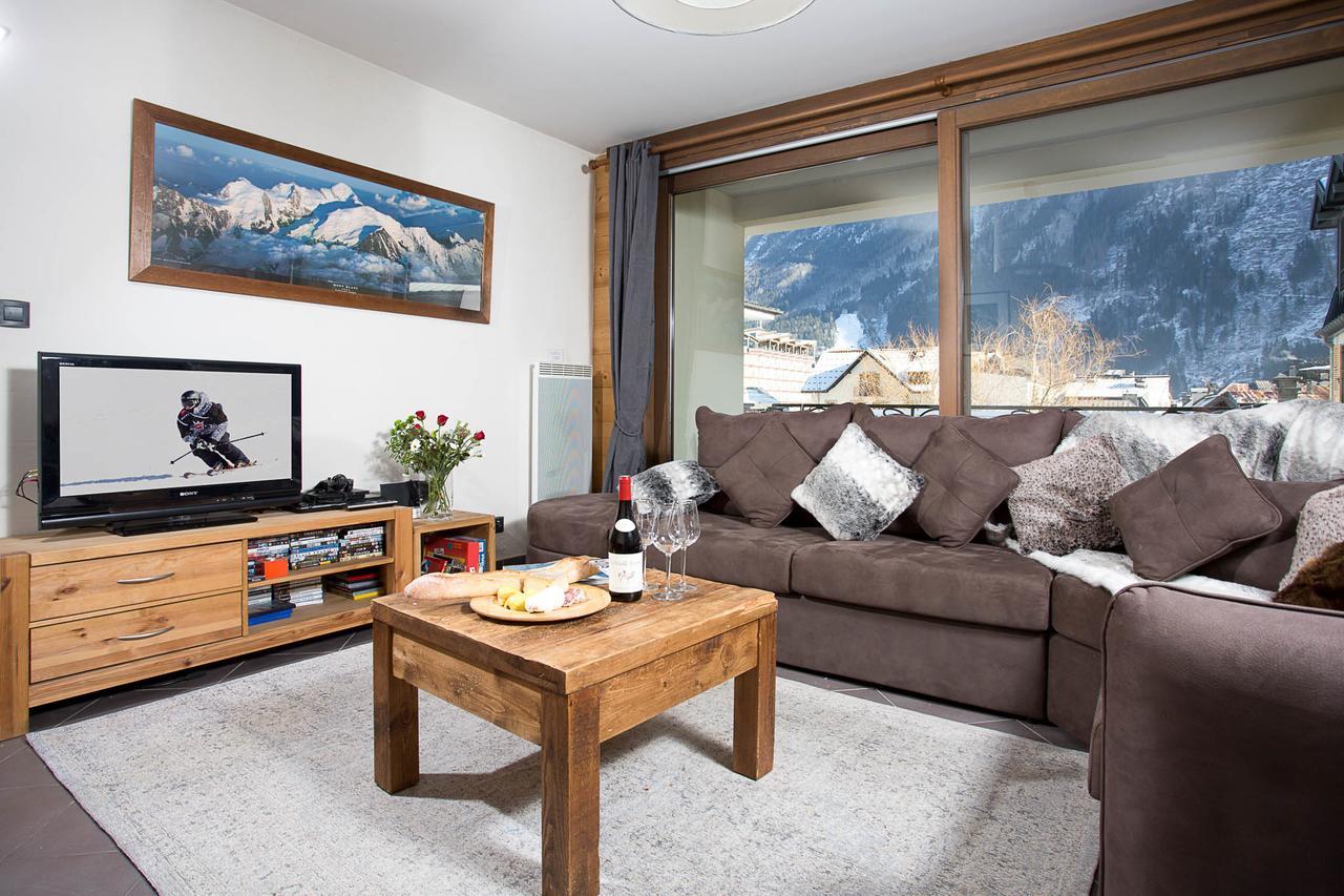 Le Paradis Ski Apartment - Chamonix All Year ภายนอก รูปภาพ